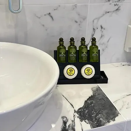 Anastasia Boutique -adults Only & Kids 12 4*